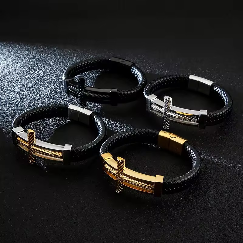 Pulseira Big Cross - Preto / Dourado